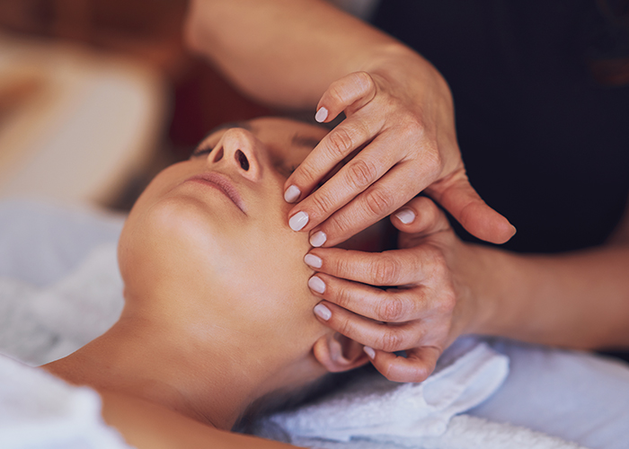 Massage Kobido à Anglet – Soin Visage Naturel et Relaxation